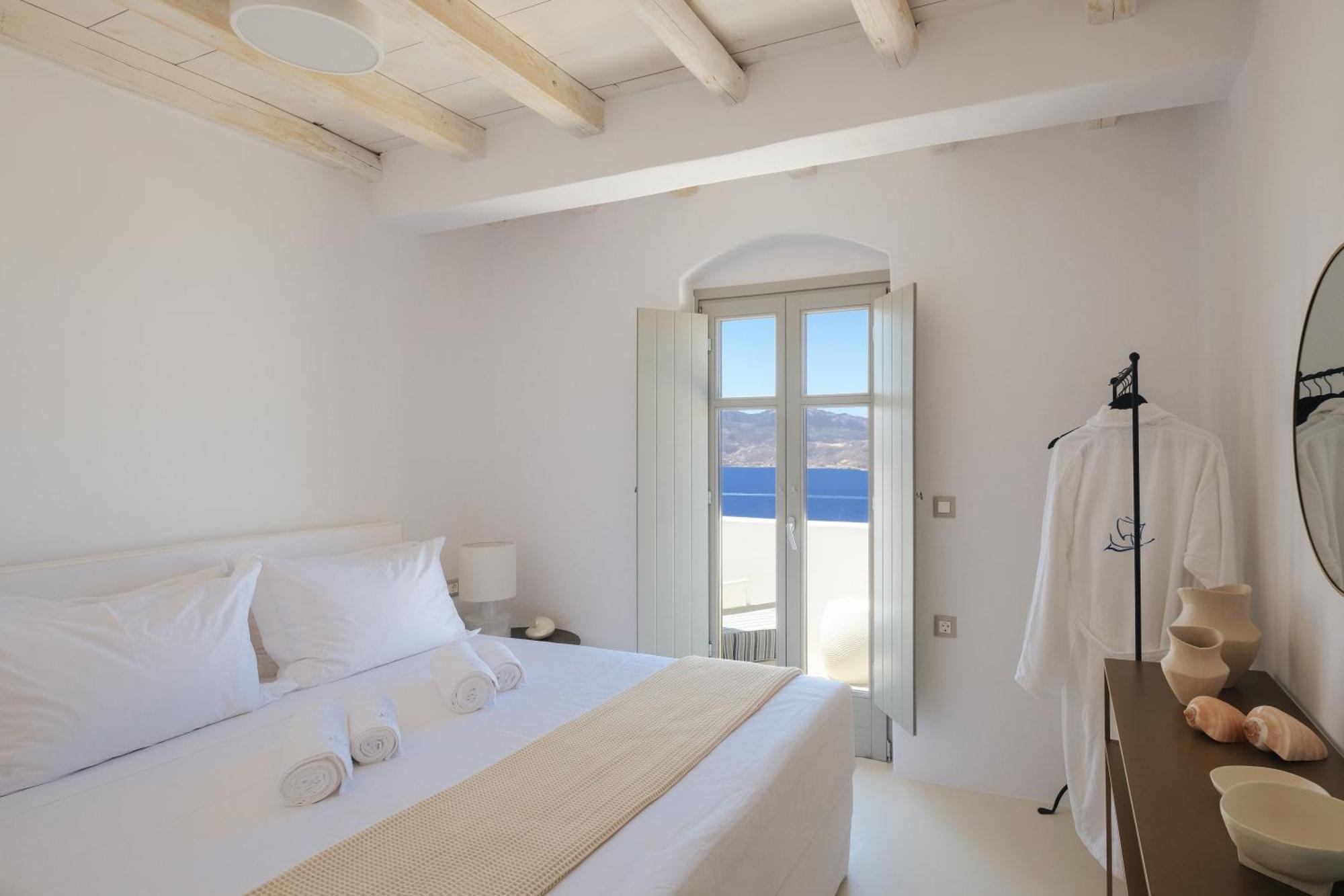 Odyssey Rock Milos Sunset Suites Plaka (Milos) Exterior foto