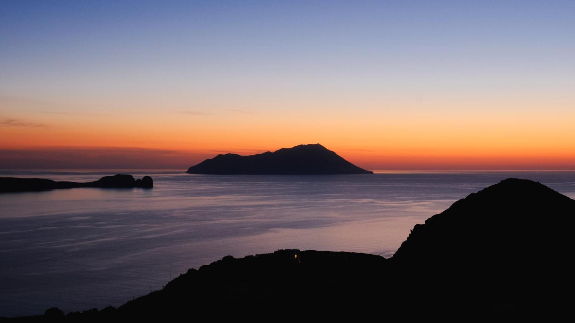 Odyssey Rock Milos Sunset Suites Plaka (Milos) Exterior foto